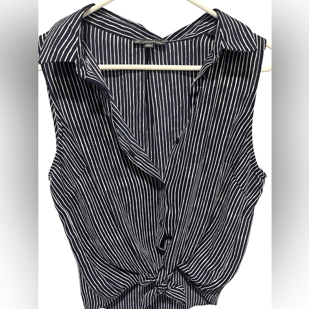 Adrianna Papell Navy & White Striped sleeveless Tie-front blouse size small